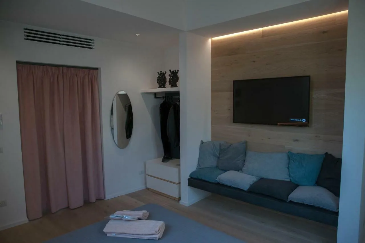 4 Elements Boutique Home Syracuse