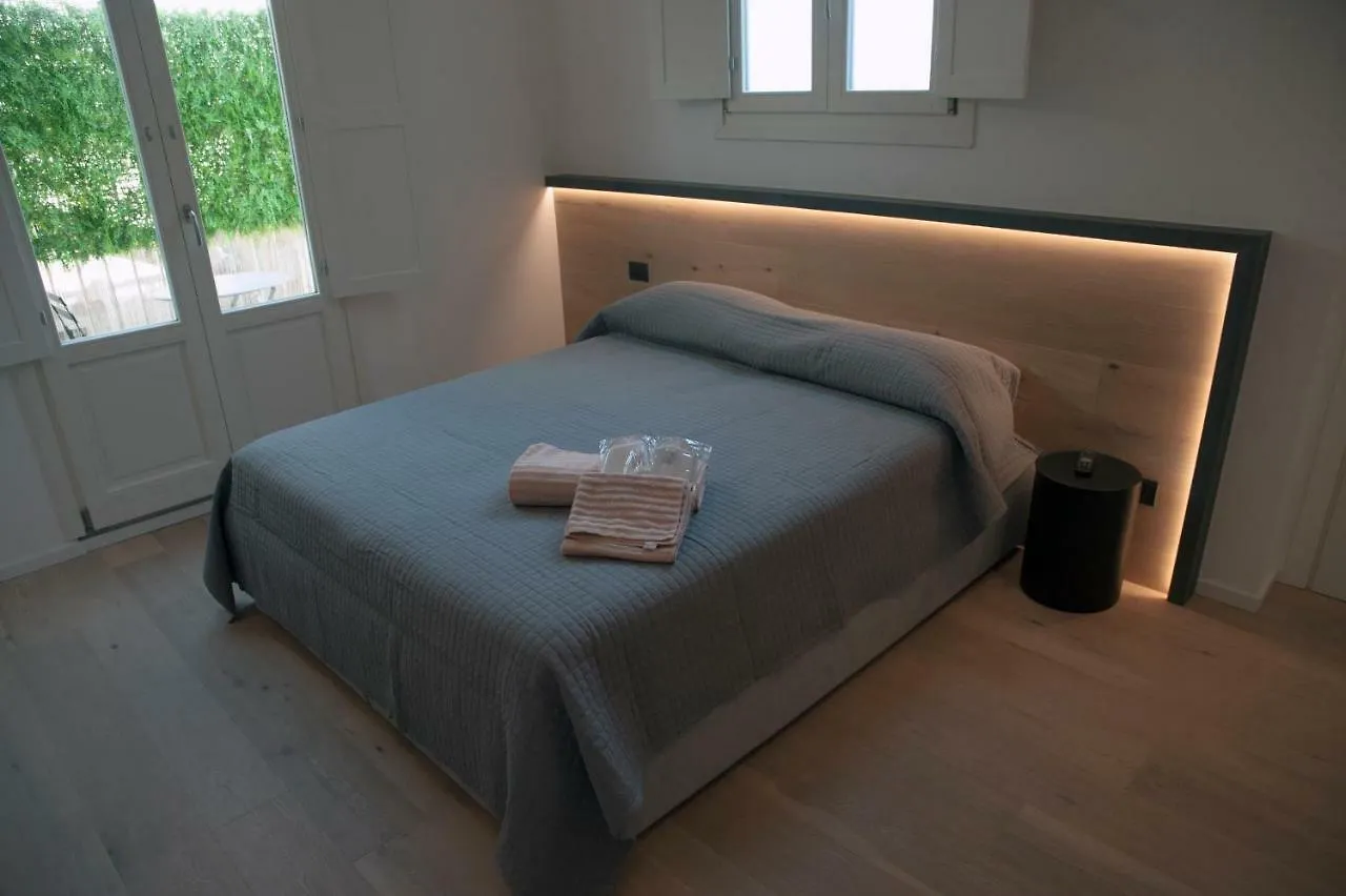 4 Elements Boutique Home Syracuse Apartamento